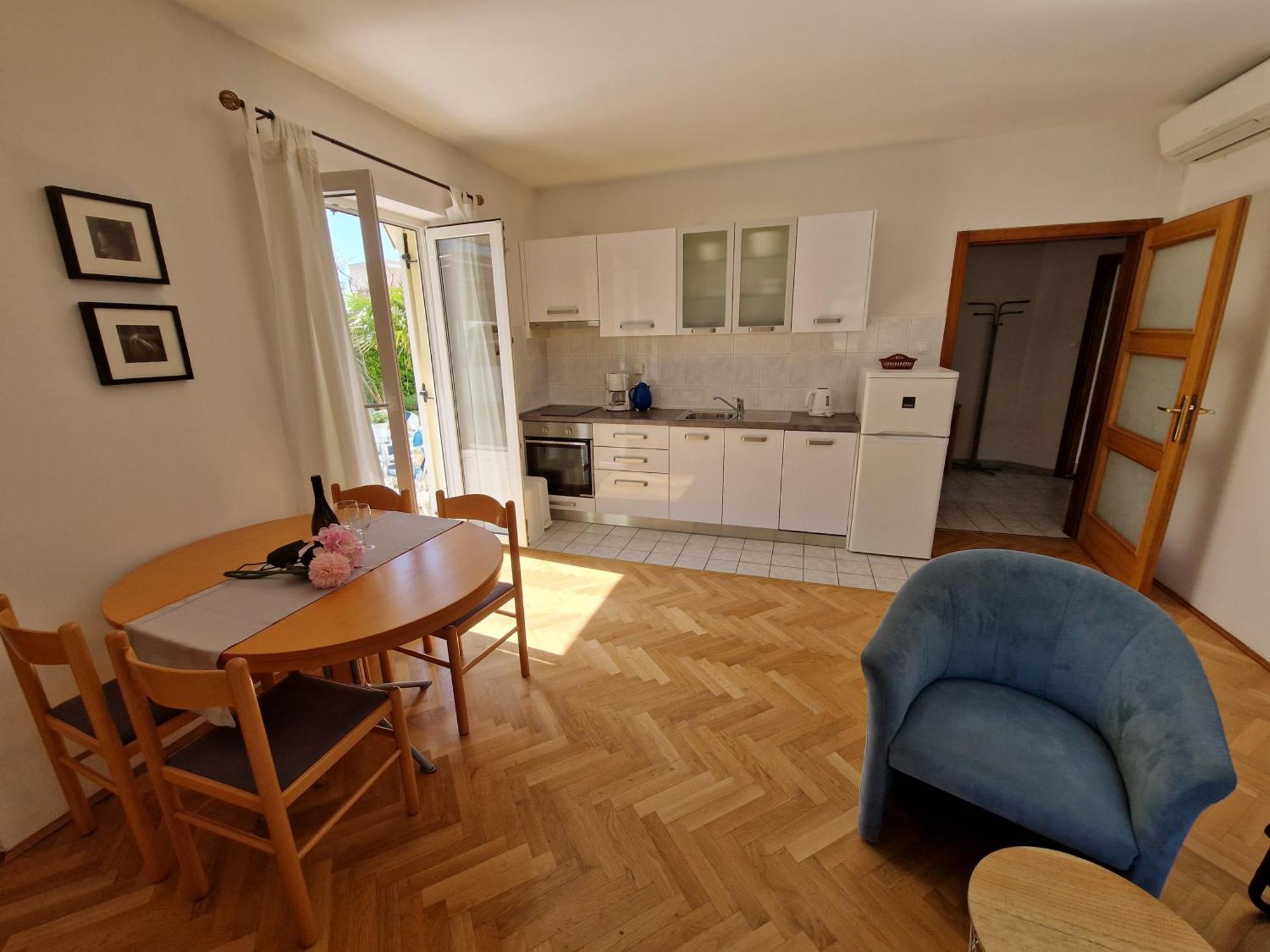 באסקה Apartments Josipa מראה חיצוני תמונה